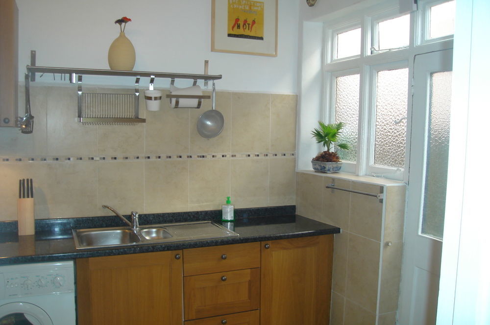 Wimbledon Studio Flat Londra Esterno foto
