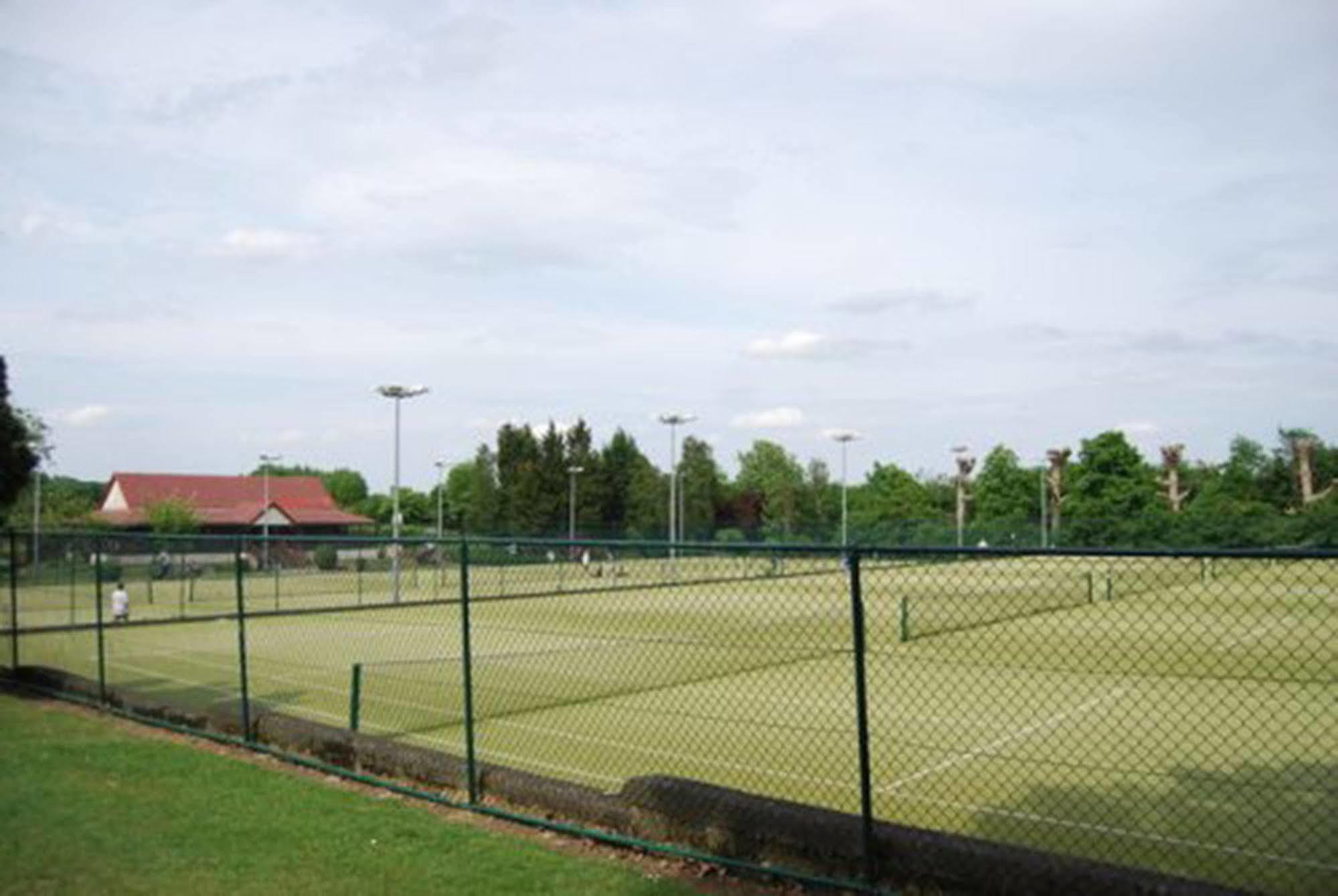 Wimbledon Studio Flat Londra Esterno foto