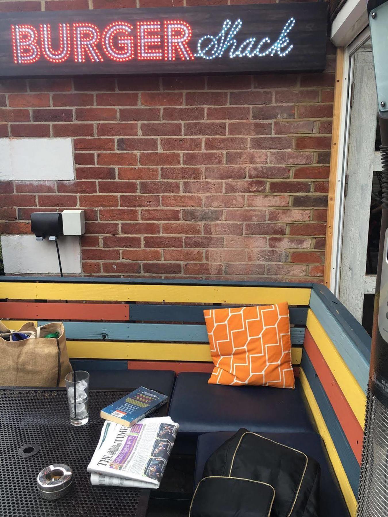 Wimbledon Studio Flat Londra Esterno foto