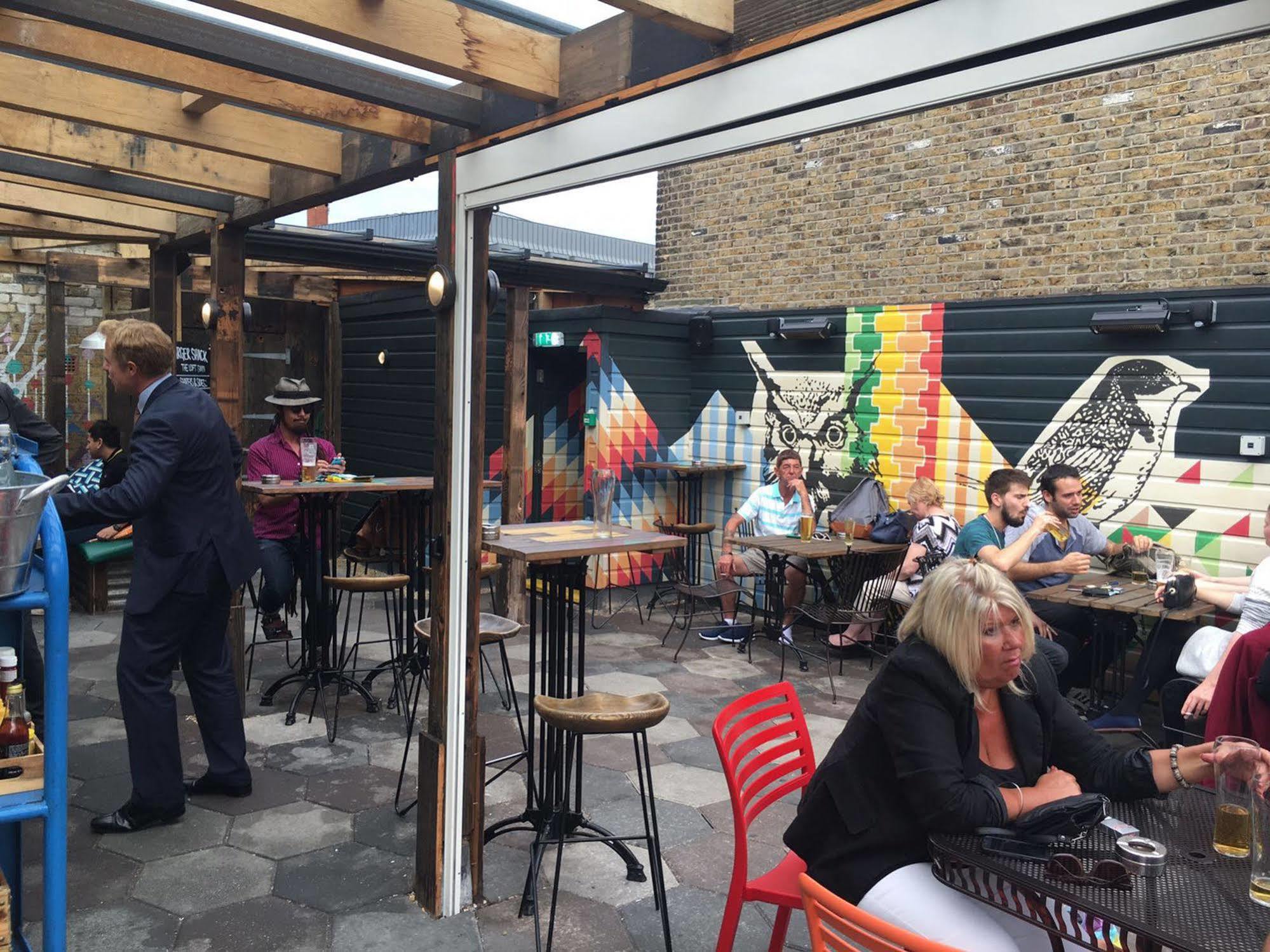 Wimbledon Studio Flat Londra Esterno foto