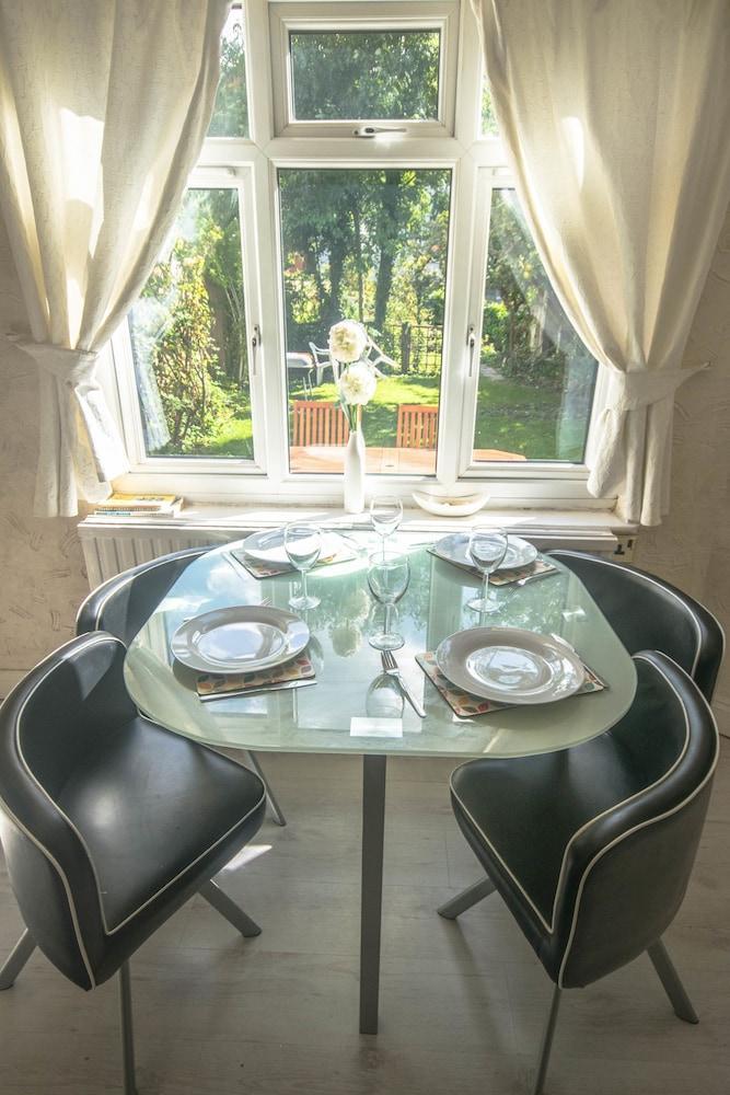 Wimbledon Studio Flat Londra Esterno foto